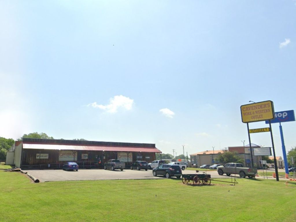 Cavender's Work and Western Outlet Cavender's Work and Western Outlet